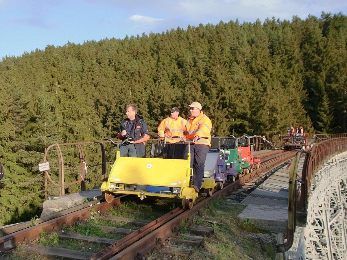 Ferienhof "Alte Foersterei" Knau Zewnętrze zdjęcie