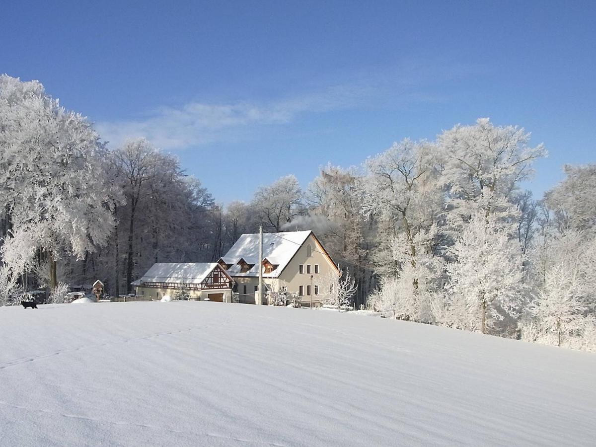 Ferienhof "Alte Foersterei" Knau Zewnętrze zdjęcie