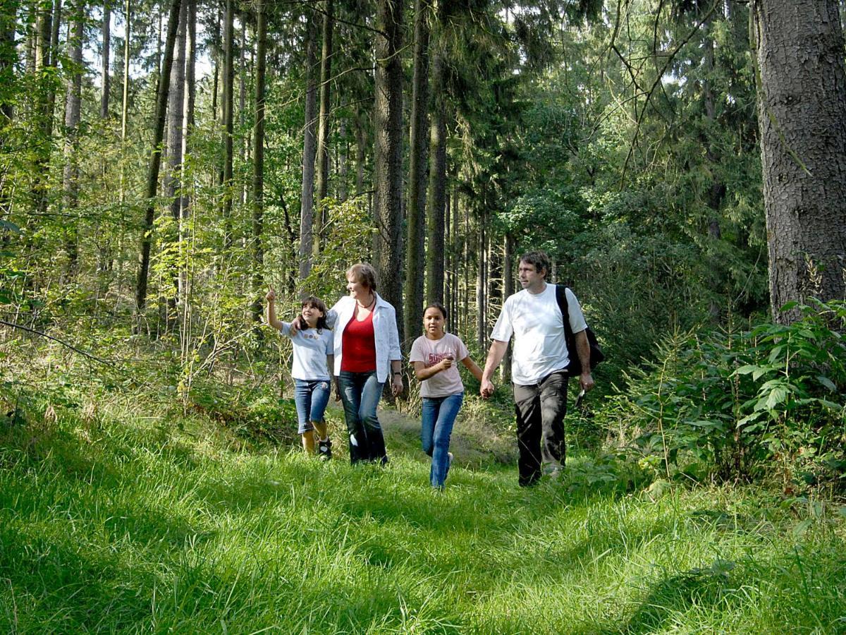Ferienhof "Alte Foersterei" Knau Zewnętrze zdjęcie
